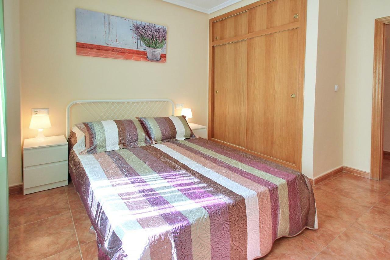 Zoa Happy Vacations Apartment Torrevieja Luaran gambar