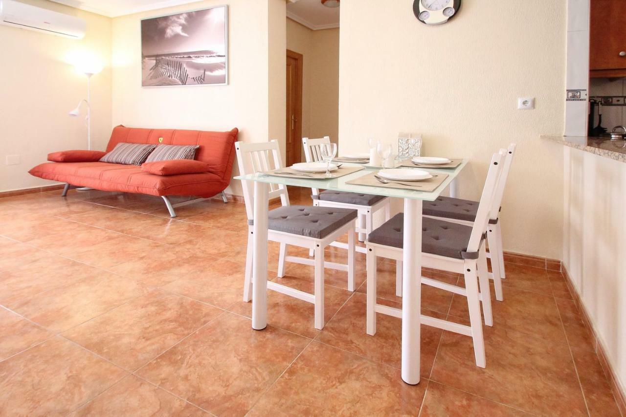 Zoa Happy Vacations Apartment Torrevieja Luaran gambar
